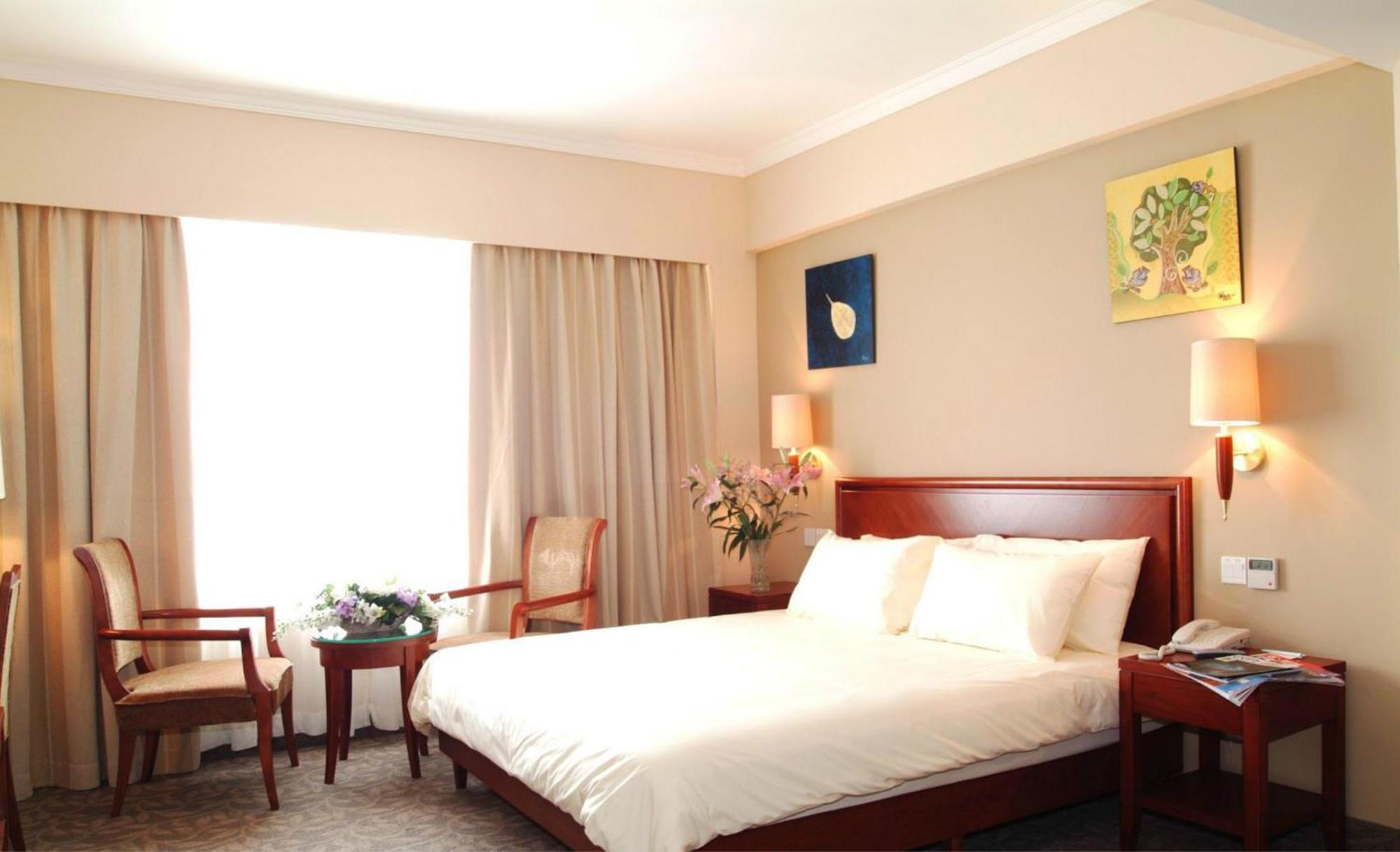 Greentree Inn Shanghai Dongming Road Subway Station Express Hotel Exterior foto